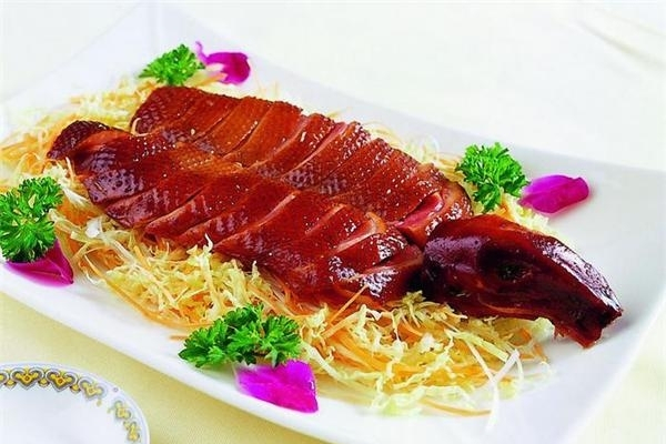 鴨肉性寒還是熱 鴨肉吃了會上火嗎 鴨肉性寒還是熱 鴨肉吃了會上火嗎