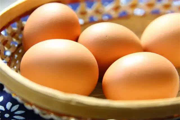 雞蛋冷水煮還是開水煮 雞蛋煮時(shí)間長了對(duì)身體有害嗎