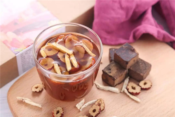 姜棗茶加陳皮的功效 姜棗茶的做法 姜棗茶加陳皮的功效 姜棗茶的做法