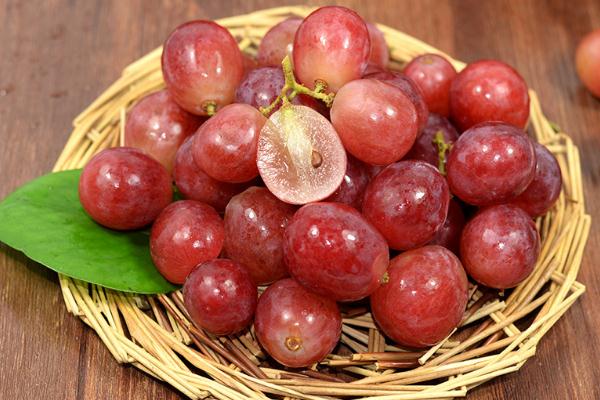 紅提會不會上火 紅提上火能吃嗎 紅提會不會上火 紅提上火能吃嗎