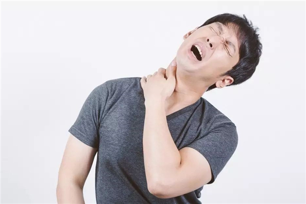 富貴包會造成手腳發(fā)麻嗎 富貴包導致手麻怎么辦 富貴包會造成手腳發(fā)麻嗎 富貴包導致手麻怎么辦