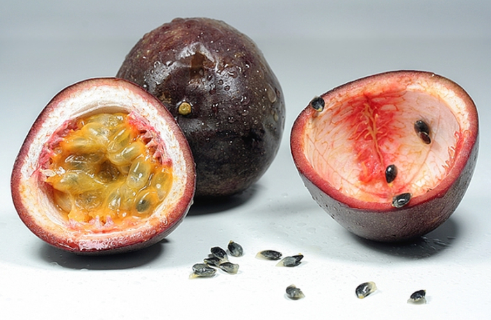 哪幾種人不能吃百香果 百香果青皮的能放熟嗎 哪幾種人不能吃百香果 百香果青皮的能放熟嗎