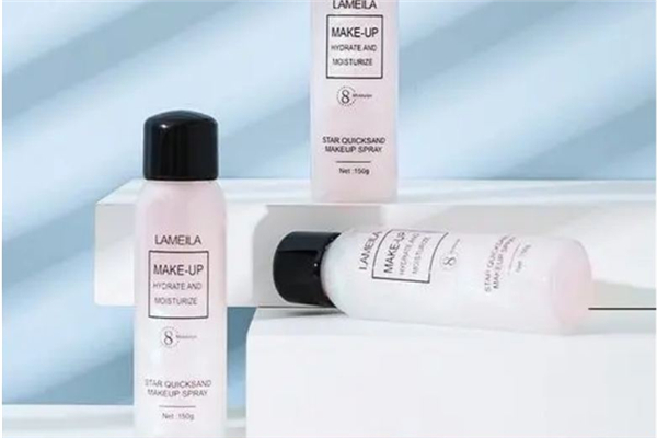 定妝噴霧會爆炸嗎 定妝噴霧放在車?yán)飼粫? alt=