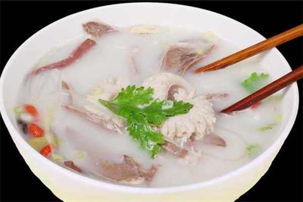 羊湯怎么熬制才出白湯 羊湯熬不白怎么回事 羊湯怎么熬制才出白湯 羊湯熬不白怎么回事