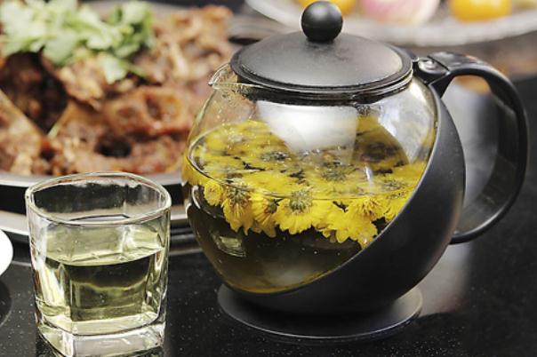 菊花茶對(duì)胃好嗎 菊花茶對(duì)肝好嗎 菊花茶對(duì)胃好嗎 菊花茶對(duì)肝好嗎