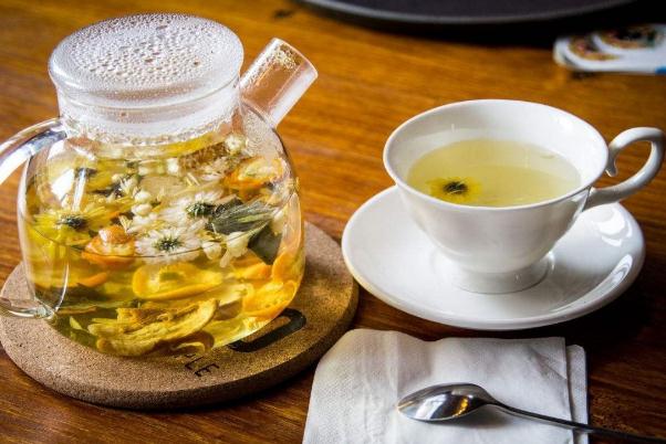 菊花茶會(huì)解藥性嗎 菊花茶會(huì)傷胃嗎 菊花茶會(huì)解藥性嗎 菊花茶會(huì)傷胃嗎