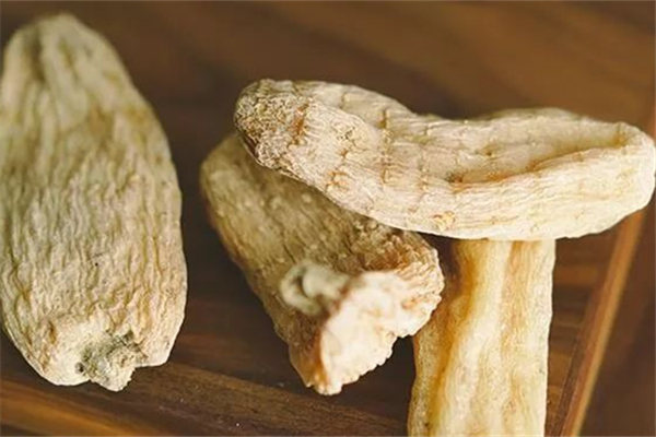 天麻干的好還是新鮮的好 天麻怎么曬干好 天麻干的好還是新鮮的好 天麻怎么曬干好