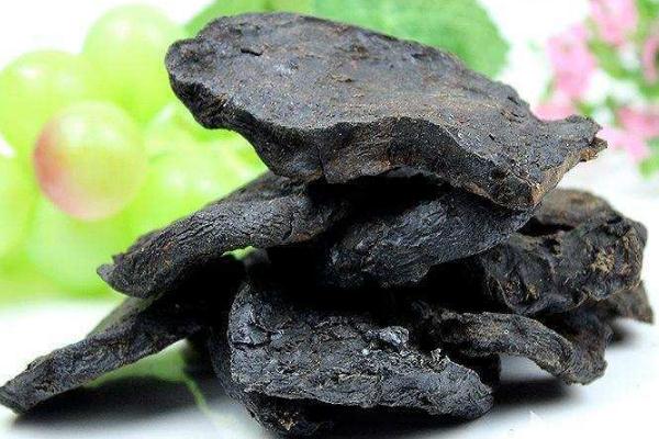 何首烏的藥用價值 何首烏的副作用哪些 何首烏的藥用價值 何首烏的副作用哪些