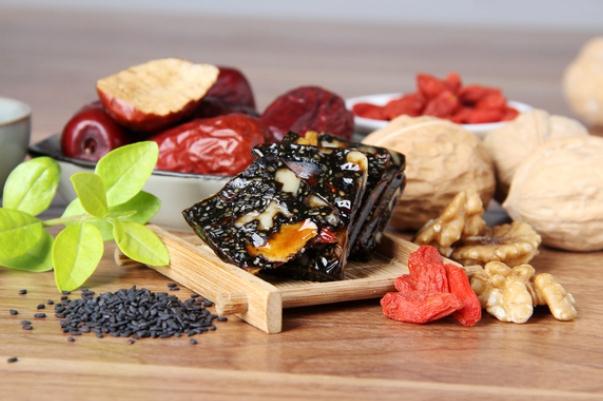 阿膠糕有點(diǎn)苦正常嗎 阿膠糕發(fā)苦是好還是壞 阿膠糕有點(diǎn)苦正常嗎 阿膠糕發(fā)苦是好還是壞