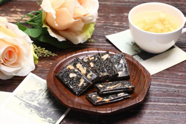 阿膠糕可以天天吃嗎 阿膠糕可以防止脫發(fā)嗎 阿膠糕可以天天吃嗎 阿膠糕可以防止脫發(fā)嗎