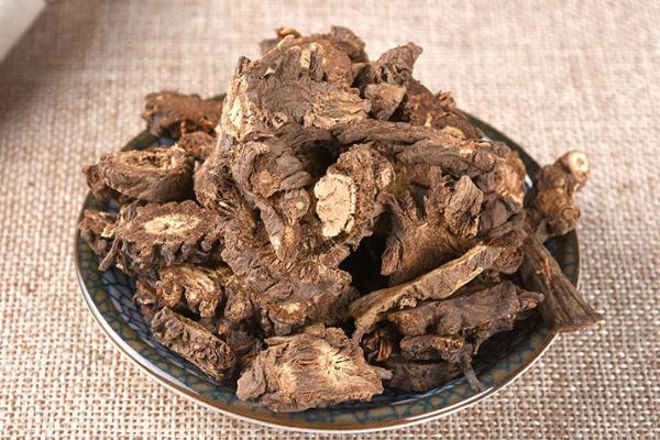 羌活的功效與作用 羌活的禁忌 羌活的功效與作用 羌活的禁忌