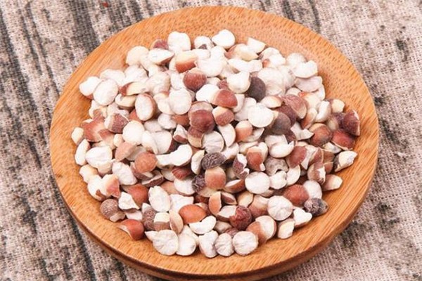 芡實(shí)要炒熟嗎 芡實(shí)炒過和沒炒過的區(qū)別 芡實(shí)要炒熟嗎 芡實(shí)炒過和沒炒過的區(qū)別