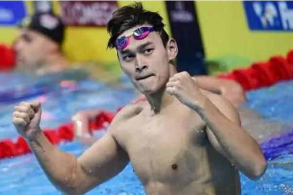 孫楊被禁賽4年3個月退役 游泳時(shí)耳朵進(jìn)水可用哪種方法排出