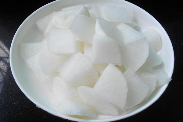 白蘿卜應(yīng)該怎么挑 白蘿卜應(yīng)該怎么保存 白蘿卜應(yīng)該怎么挑 白蘿卜應(yīng)該怎么保存