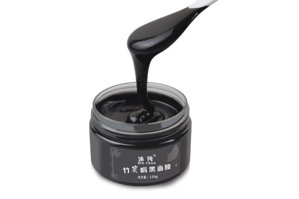 撕拉面膜會(huì)使毛孔越來越粗嗎 如何使用撕拉面膜