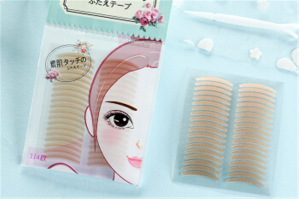 雙眼皮貼貼在哪個(gè)位置最好 雙眼皮貼貼不上去怎么辦 雙眼皮貼貼在哪個(gè)位置最好 雙眼皮貼貼不上去怎么辦