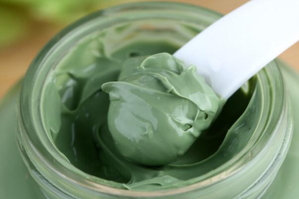 泥膜的作用和功效 敷泥膜的好處與壞處 泥膜的作用和功效 敷泥膜的好處與壞處