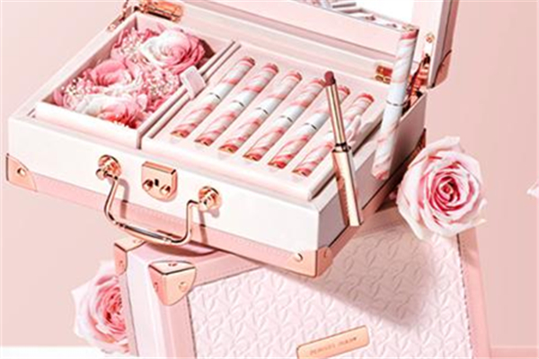 完美日記永生花禮盒多少錢(qián) 完美日記永生花禮盒怎么樣 完美日記永生花禮盒多少錢(qián) 完美日記永生花禮盒怎么樣