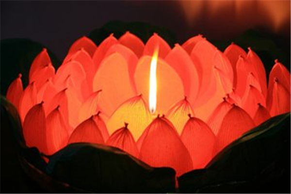 中元節(jié)要吃什么 中元節(jié)要做什么事情 中元節(jié)要吃什么 中元節(jié)要做什么事情