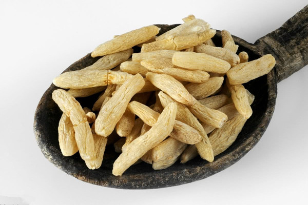 麥冬可以和西洋參一起泡水喝嗎 麥冬可以和菊花一起泡水喝嗎 麥冬可以和西洋參一起泡水喝嗎 麥冬可以和菊花一起泡水喝嗎