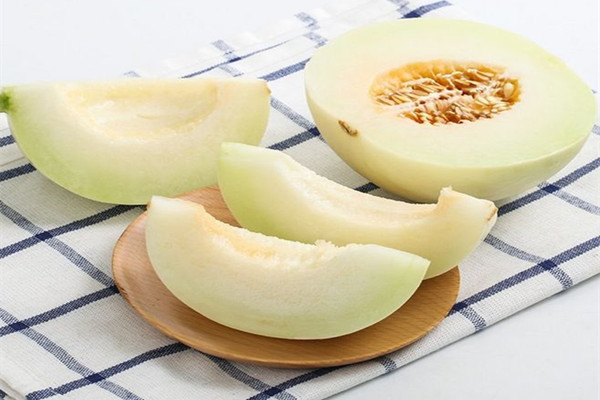 香瓜會(huì)上火嗎 香瓜會(huì)不會(huì)長(zhǎng)胖 香瓜會(huì)上火嗎 香瓜會(huì)不會(huì)長(zhǎng)胖