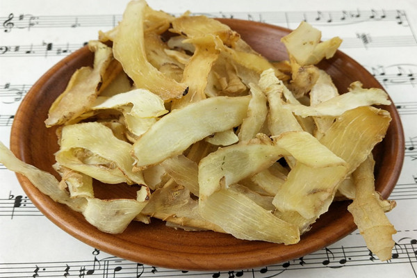 玉竹可以泡酒喝嗎 玉竹可以煲湯嗎 玉竹可以泡酒喝嗎 玉竹可以煲湯嗎