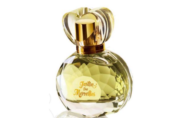 香水要噴幾下 香水會揮發(fā)完嗎 香水要噴幾下 香水會揮發(fā)完嗎