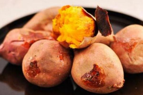 紅薯有黑色斑點削掉還能吃嗎 紅薯有黑色斑點是什么原因 紅薯有黑色斑點削掉還能吃嗎 紅薯有黑色斑點是什么原因