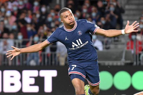 多家媒體稱(chēng)皇馬報(bào)價(jià)求購(gòu)姆巴佩 踢足球會(huì)讓腿變粗嗎