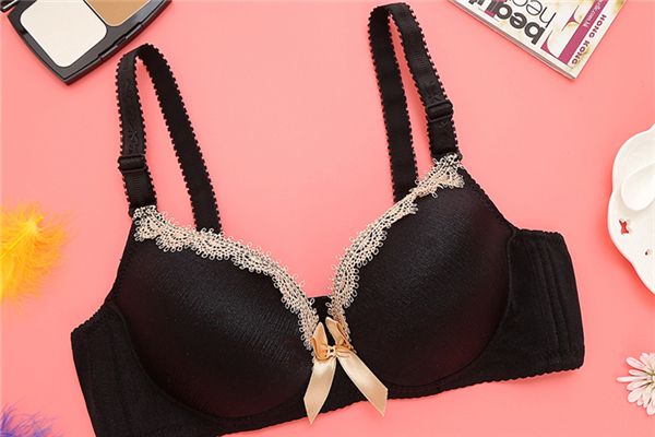 內(nèi)衣有鋼圈好還是無鋼圈好 內(nèi)衣里的鋼圈是干嘛的 內(nèi)衣有鋼圈好還是無鋼圈好 內(nèi)衣里的鋼圈是干嘛的