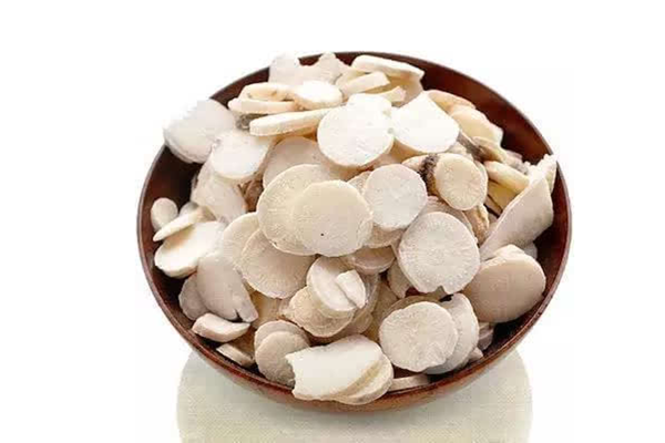 白芍是芍藥嗎 白芍是涼性的嗎 白芍是芍藥嗎 白芍是涼性的嗎