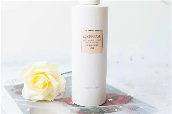 透真身體乳會(huì)長(zhǎng)毛嗎 透真身體乳怎么樣 透真身體乳會(huì)長(zhǎng)毛嗎 透真身體乳怎么樣