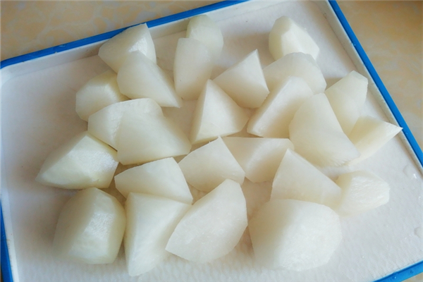 白蘿卜回奶還是催奶 白蘿卜哺乳期能吃嗎 白蘿卜回奶還是催奶 白蘿卜哺乳期能吃嗎