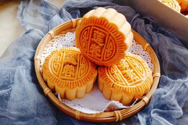 月餅的熱量是多少大卡 減肥期間要怎么吃月餅 月餅的熱量是多少大卡 減肥期間要怎么吃月餅