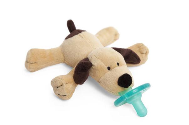 用安撫奶嘴哄睡好不好 用安撫奶嘴會(huì)不會(huì)地包天