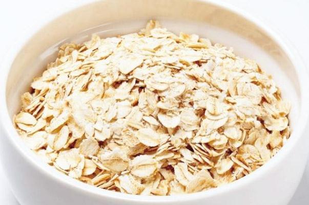 燕麥片血糖高的人可以吃嗎 燕麥片含糖嗎 燕麥片血糖高的人可以吃嗎 燕麥片含糖嗎