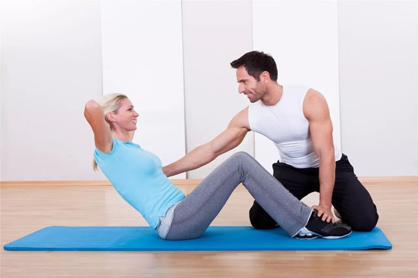 卷腹是無氧運動嗎 卷腹運動有什么好處