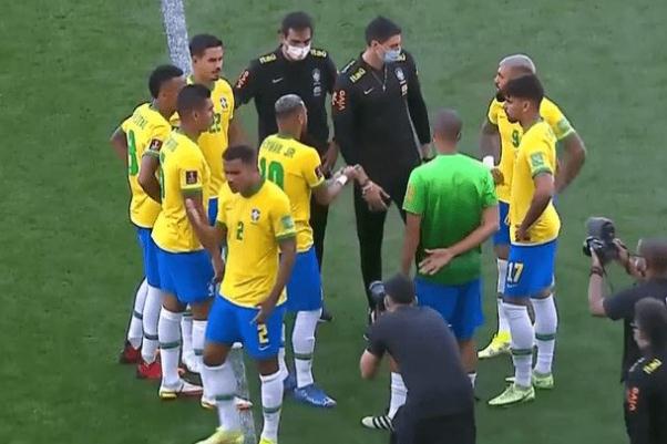 足球比賽是多長時(shí)間 足球比賽是幾個(gè)人一隊(duì)