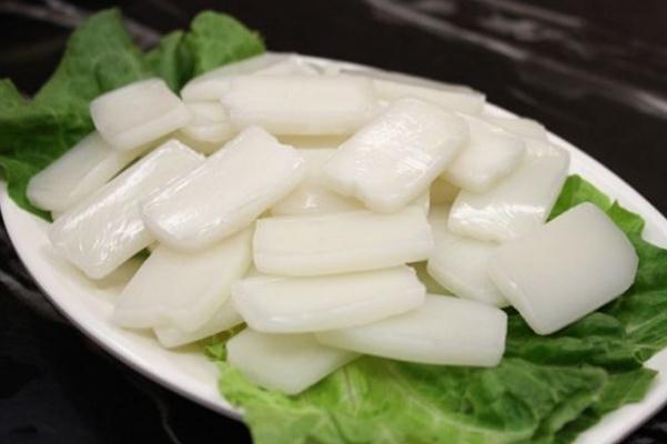 年糕和糍粑的區(qū)別 年糕是糯米做的嗎