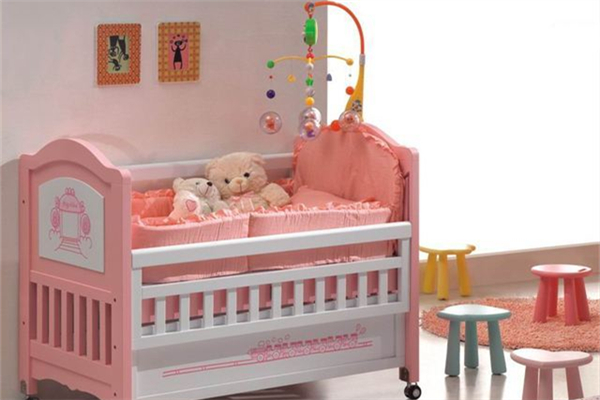 嬰兒床實用性大嗎 嬰兒床是否有必要買