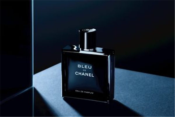 男士香水哪款好聞又持久 男士香水哪款最受歡迎 男士香水哪款好聞又持久 男士香水哪款最受歡迎