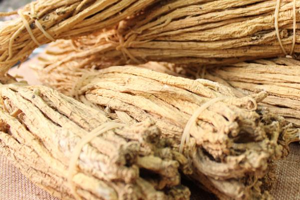 黨參的功效與作用吃法 黨參的禁忌人群 黨參的功效與作用吃法 黨參的禁忌人群