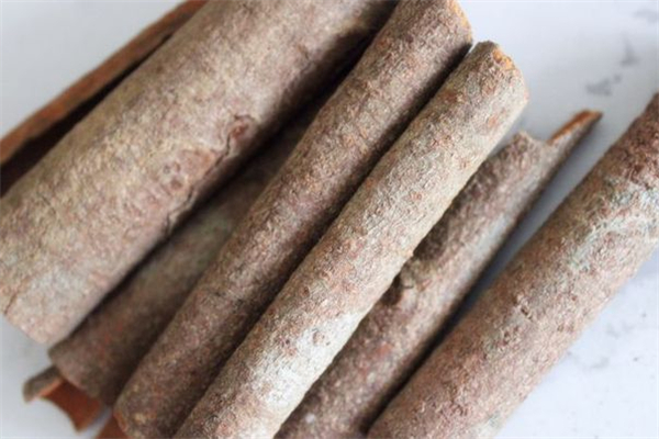 桂皮和肉桂是一個東西嗎 桂皮的功效和作用 桂皮和肉桂是一個東西嗎 桂皮的功效和作用