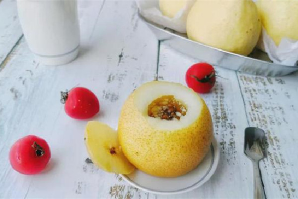 冰糖雪梨蒸好熱吃還是涼吃好 冰糖雪梨吃幾次好 冰糖雪梨蒸好熱吃還是涼吃好 冰糖雪梨吃幾次好