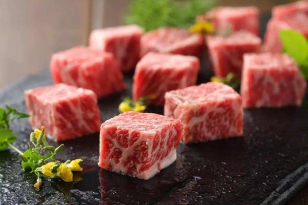 牛肉的功效與作用 牛肉價(jià)格和銷(xiāo)量大漲 牛肉的功效與作用 牛肉價(jià)格和銷(xiāo)量大漲