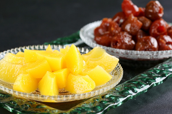 黃桃與水蜜桃區(qū)別 黃桃與水蜜桃哪個好