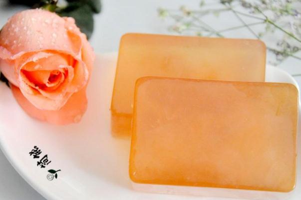 手工皂會不會傷害皮膚 手工皂長期洗臉會不會皮膚過敏 手工皂會不會傷害皮膚 手工皂長期洗臉會不會皮膚過敏