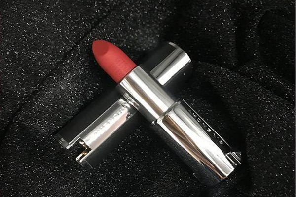 紀(jì)梵?？诩t最火色號(hào) 紀(jì)梵希口紅的寓意