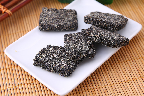 芝麻生蟲(chóng)子還能吃嗎 芝麻生蟲(chóng)子處理小妙招 芝麻生蟲(chóng)子還能吃嗎 芝麻生蟲(chóng)子處理小妙招