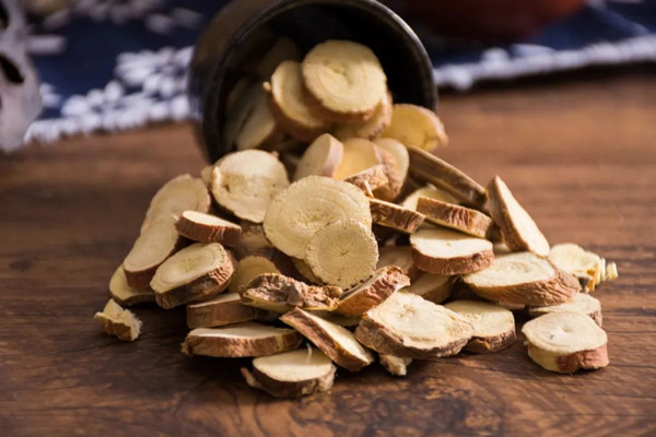 甘草可以泡酒嗎 甘草泡酒有什么功效 甘草可以泡酒嗎 甘草泡酒有什么功效